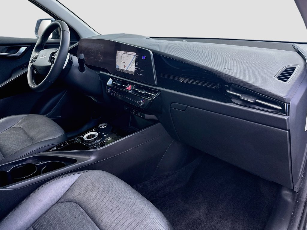 Used 2023 Kia Niro Wave w/ Wave Preserve Package FWD image 33