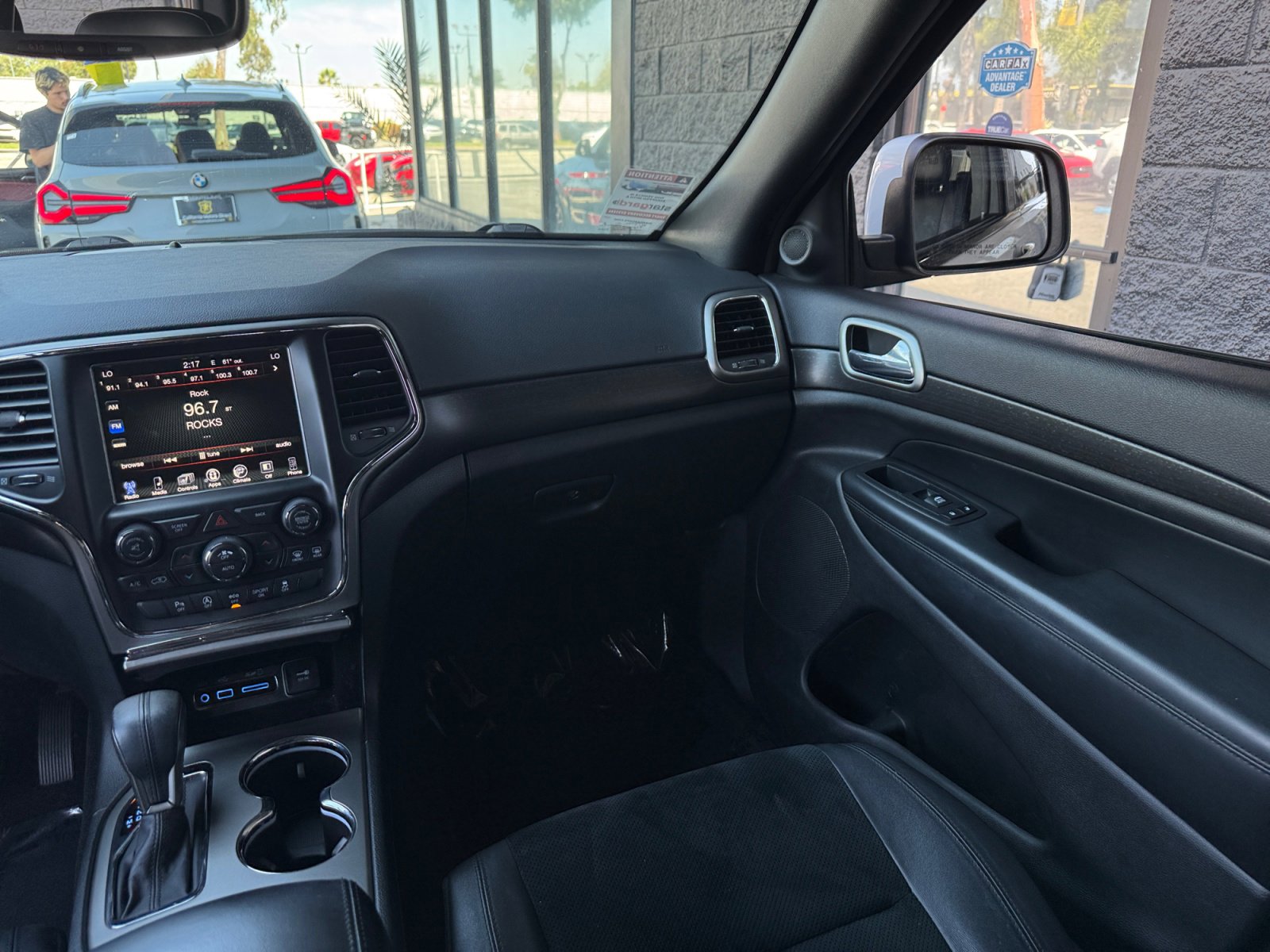 Used 2017 Jeep Grand Cherokee Altitude RWD image 16
