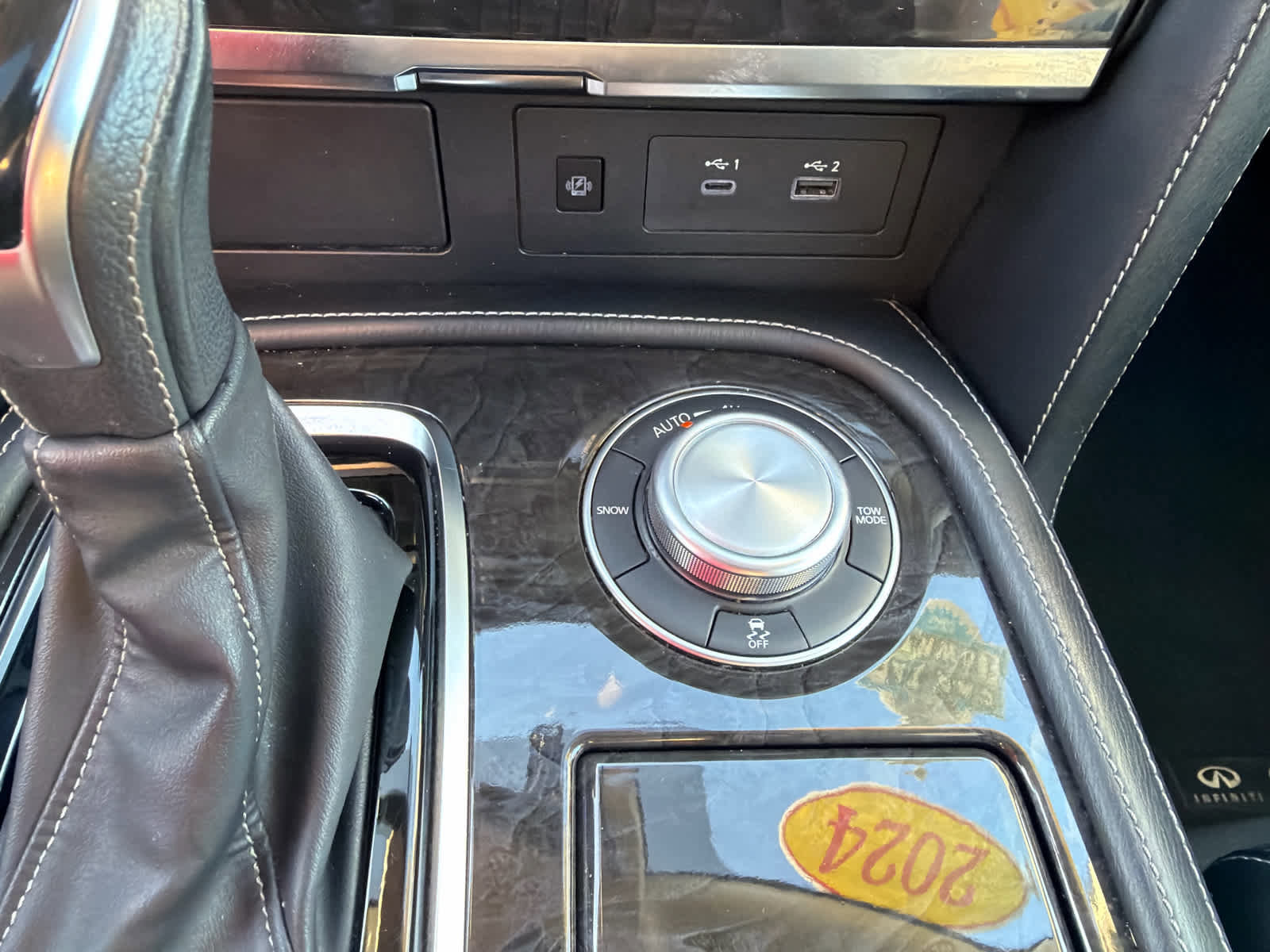 Used 2024 INFINITI QX80 Luxe image 36