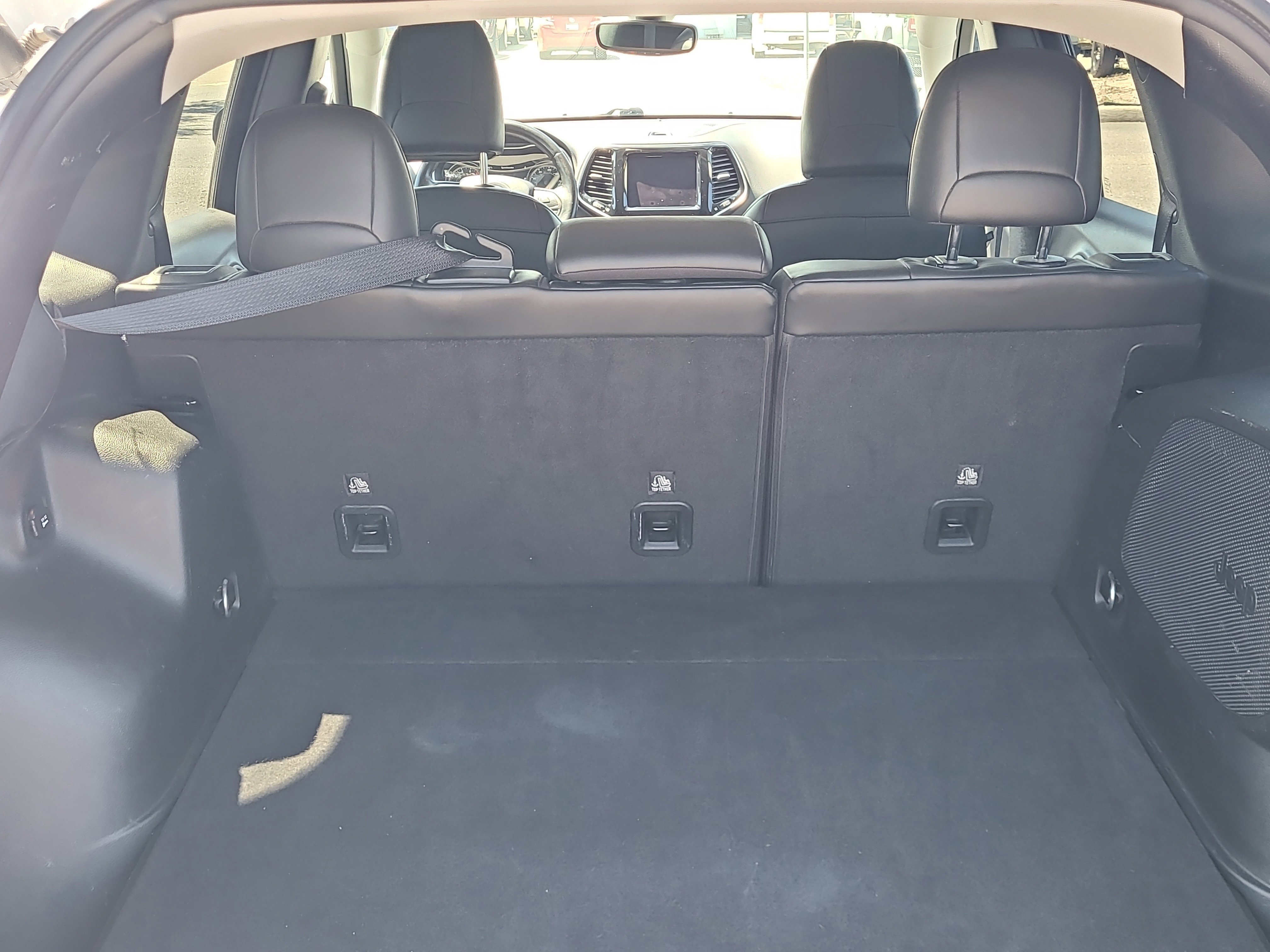 Used 2020 Jeep Cherokee Limited AWD/4WD image 8