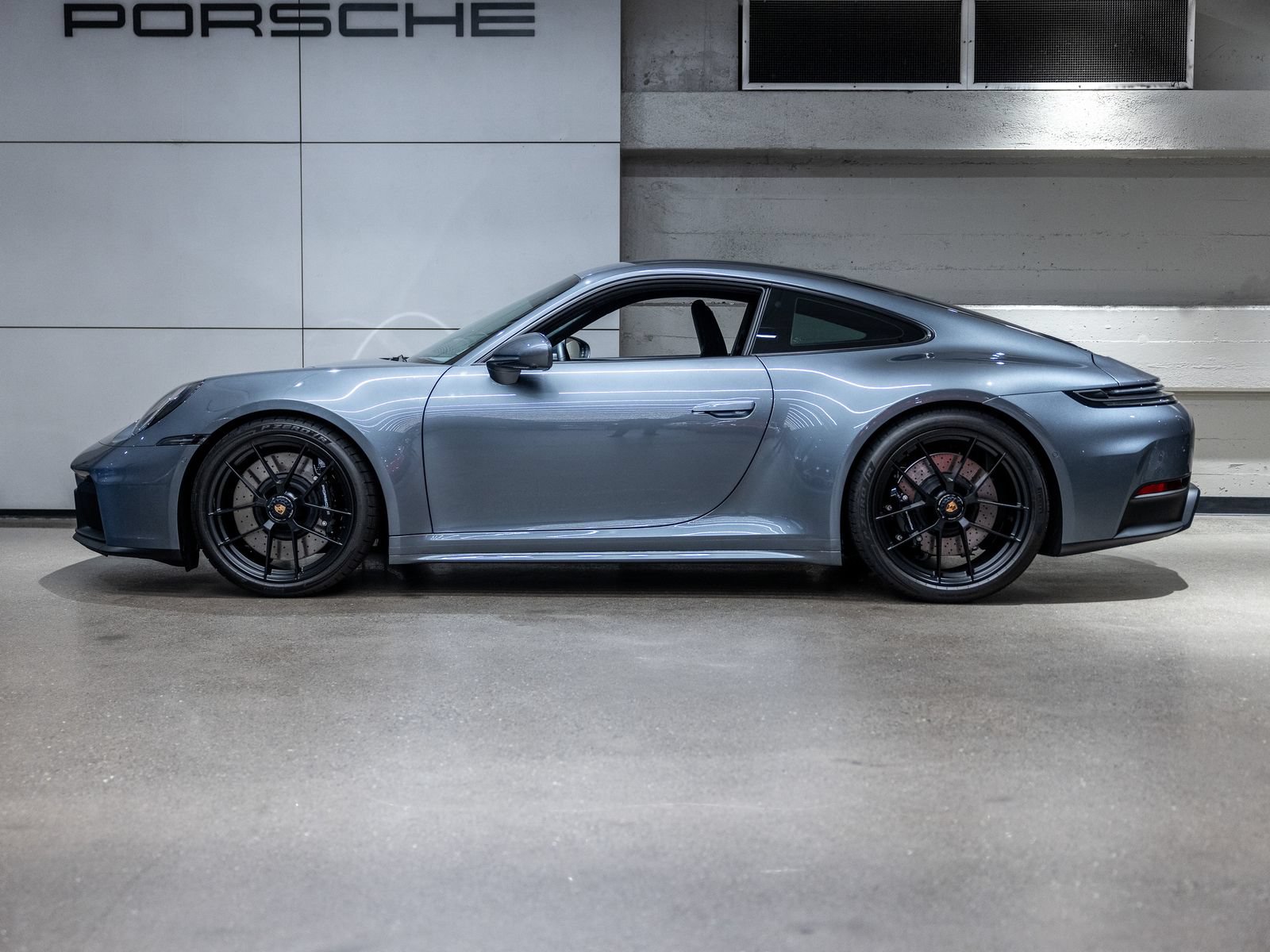 Certified 2026 Porsche 911 Carrera GTS RWD image 2