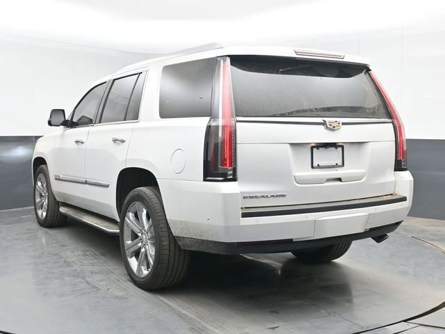 Used 2020 Cadillac Escalade Premium Luxury AWD/4WD image 7