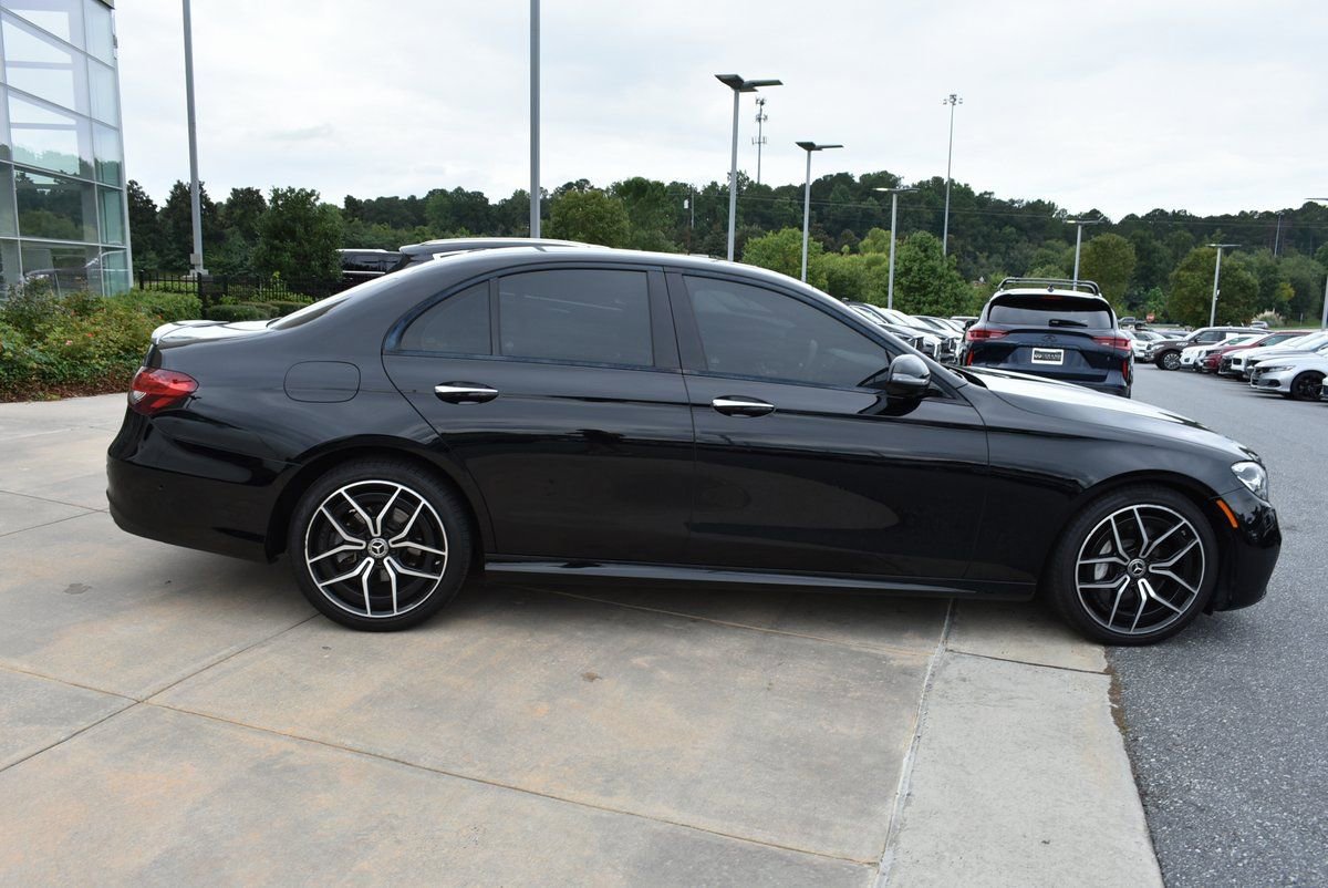 Used 2022 Mercedes-Benz E 350 Sedan w/ AMG Line Exterior image 11