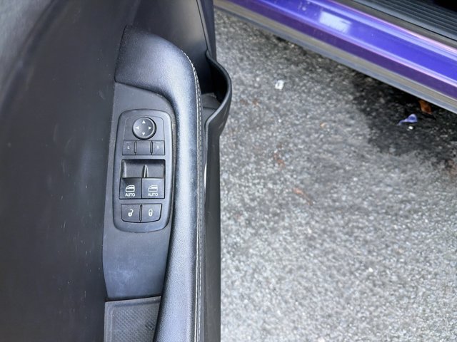Used 2016 Dodge Challenger SRT w/ Technology Group RWD image 11