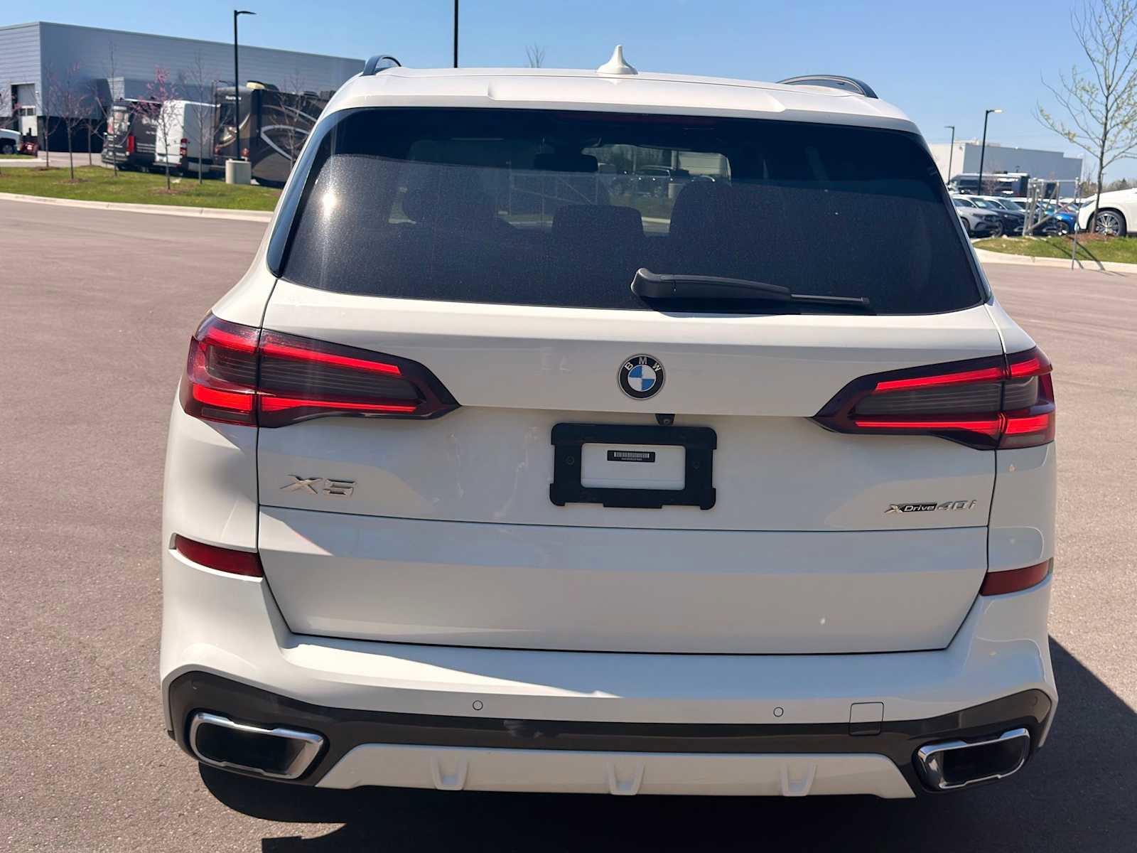 Used 2020 BMW X5 xDrive40i w/ M Sport Package AWD/4WD image 5