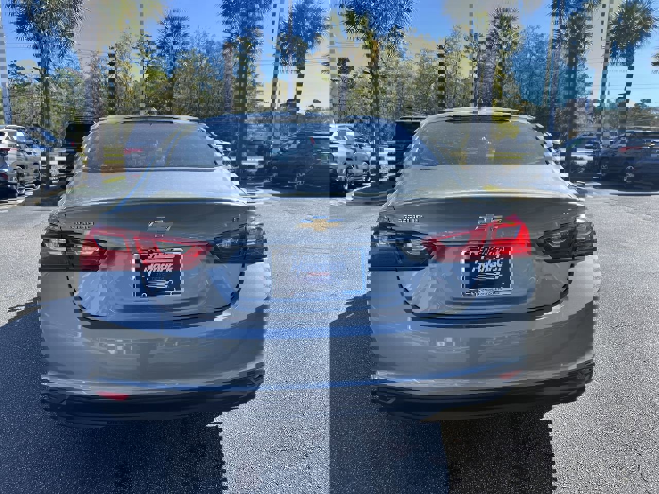 Used 2023 Chevrolet Malibu LT image 9