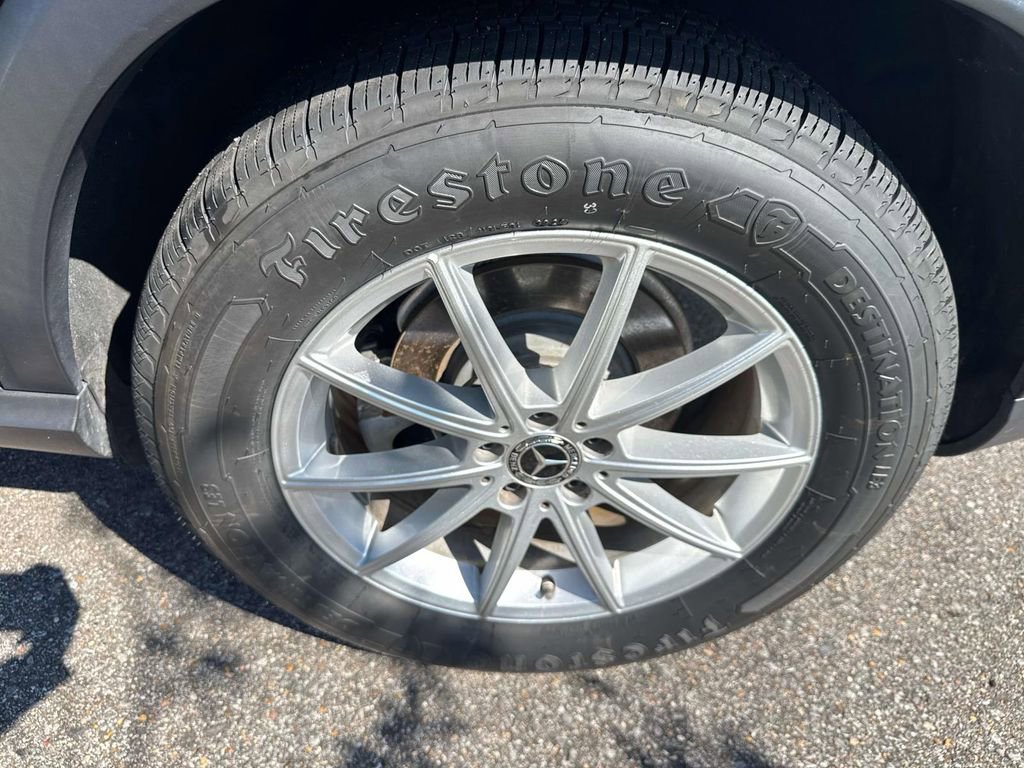 Used 2024 Mercedes-Benz GLE 350 4MATIC image 4