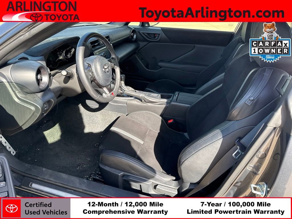 Used 2024 Toyota GR86 Premium w/ Performance Package RWD video 1