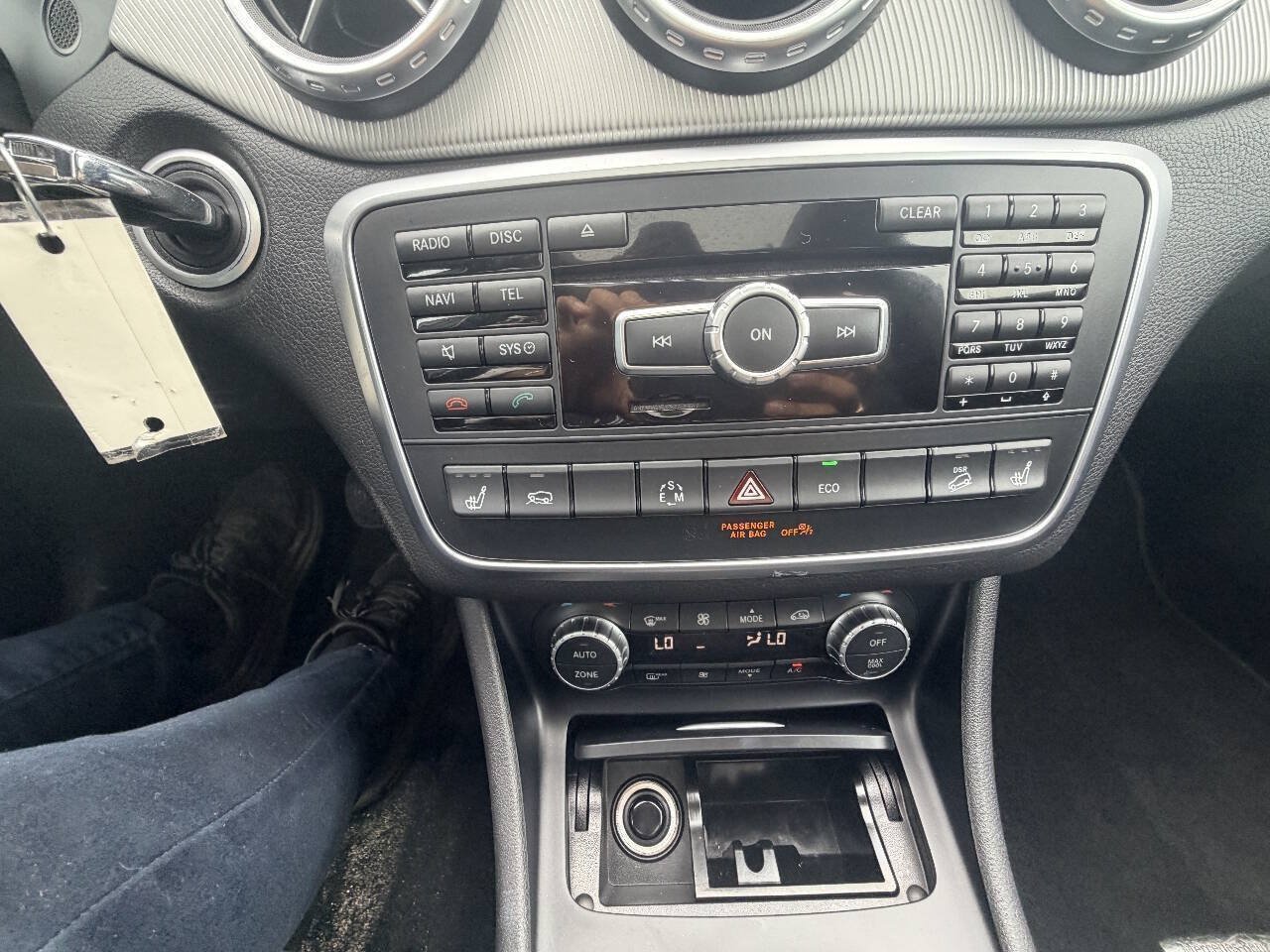 Used 2015 Mercedes-Benz GLA 250 4MATIC image 7