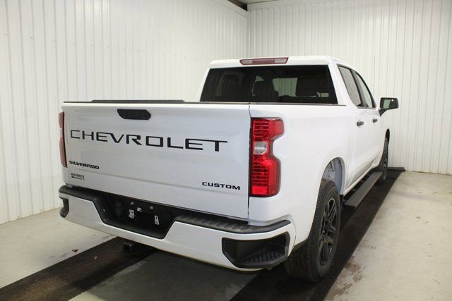 Used 2023 Chevrolet Silverado 1500 Custom w/ LPO, Dark Essentials Package image 6