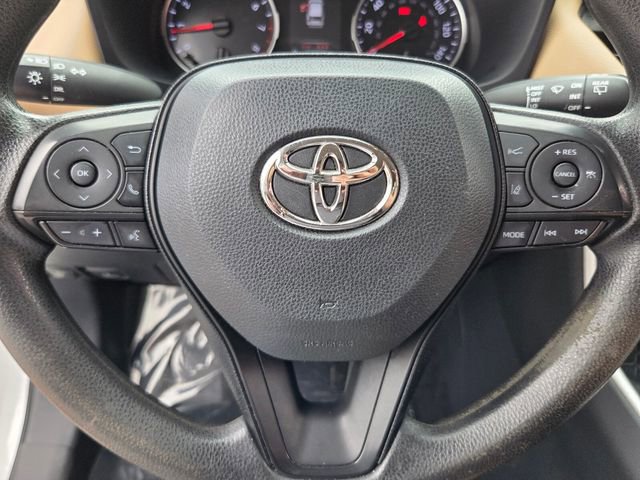 Used 2019 Toyota RAV4 LE image 27