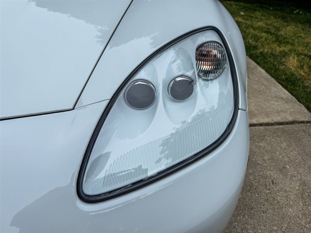 Used 2011 Chevrolet Corvette Grand Sport w/ Preferred Equipment Group RWD image 18