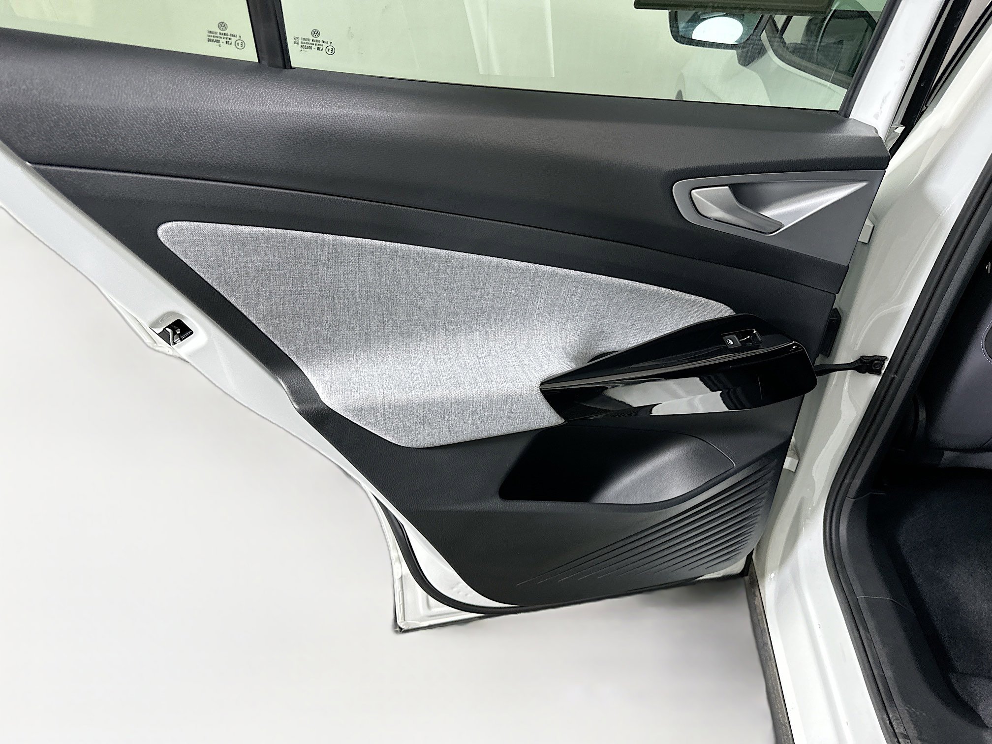 Used 2024 Volkswagen ID.4 2WD image 26