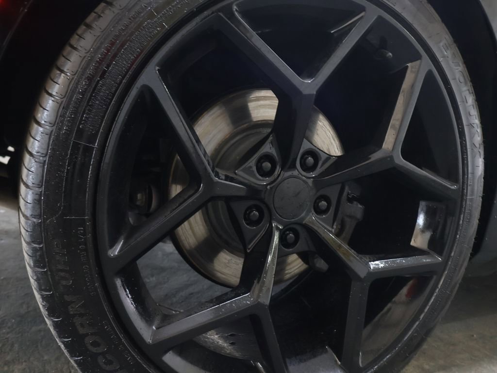 Used 2019 Chevrolet Camaro LS image 27