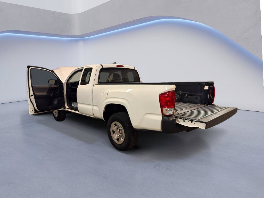 Used 2016 Toyota Tacoma SR RWD image 13