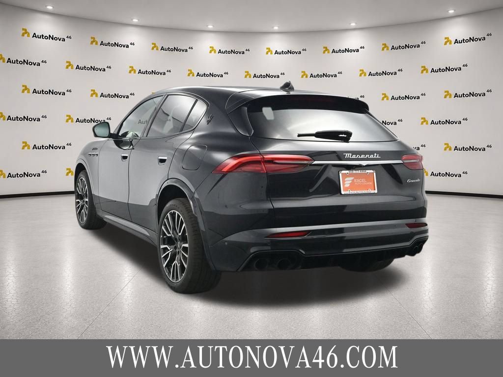 Used 2023 Maserati Grecale Modena AWD/4WD image 5