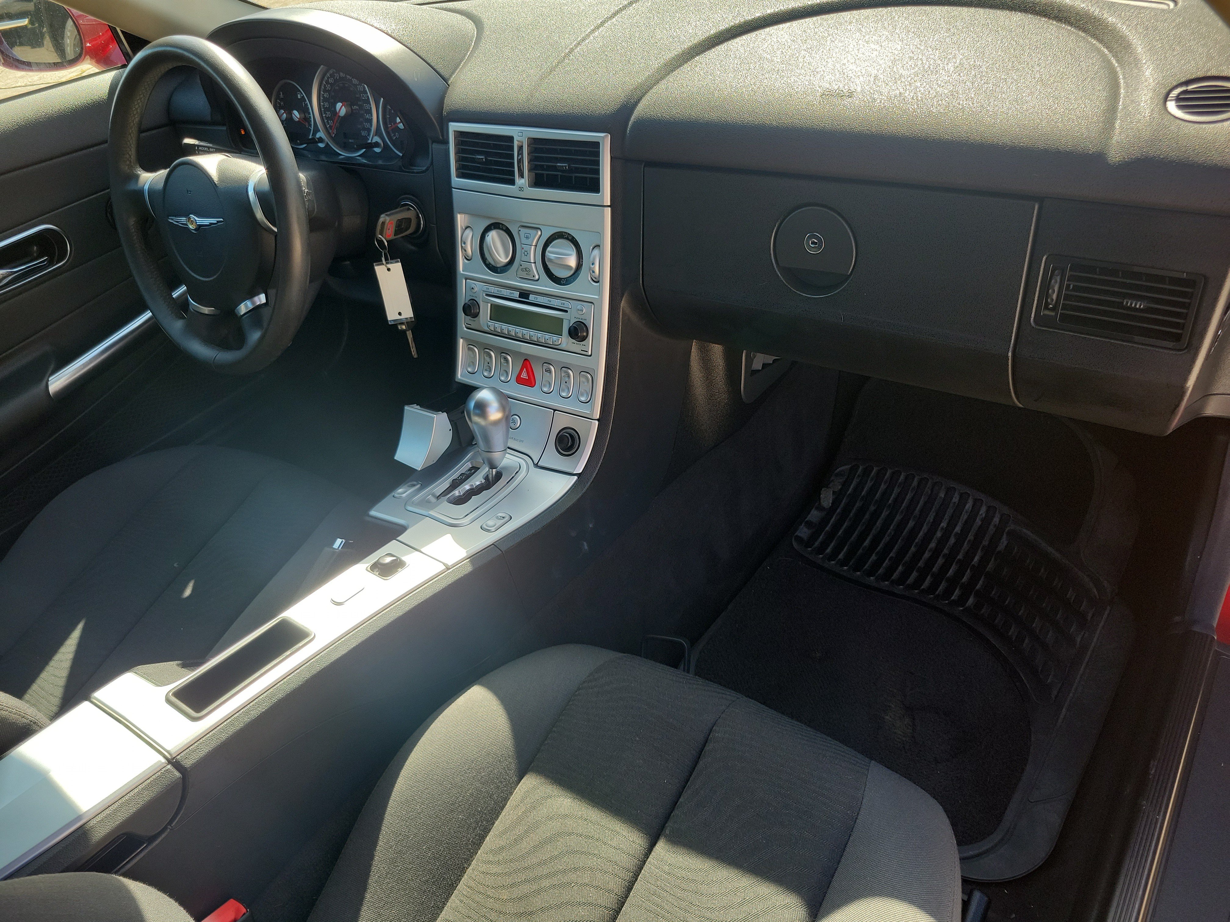 Used 2005 Chrysler Crossfire Convertible w/ Special Edition Group RWD image 6