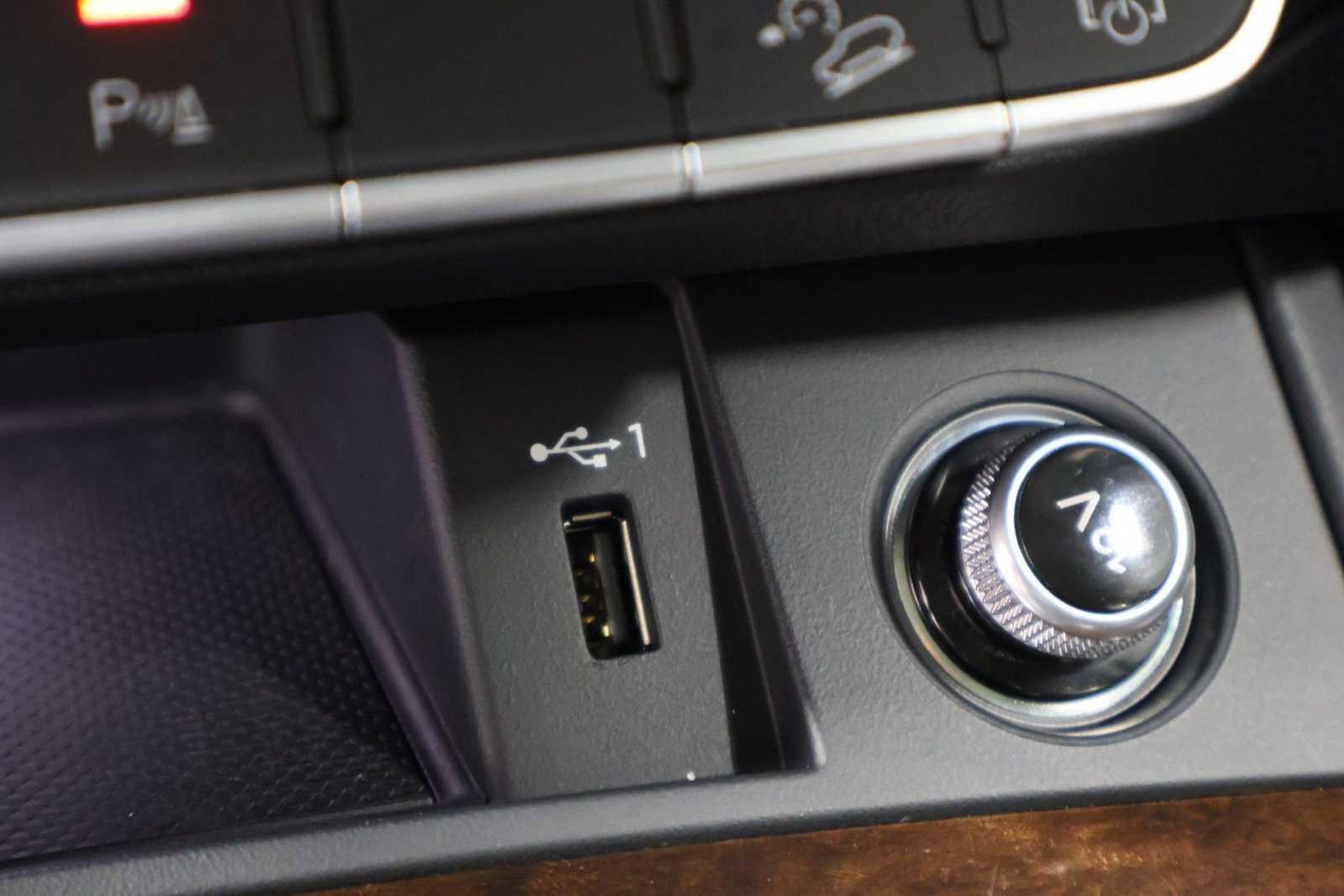 Certified 2020 Audi Q5 2.0T Premium Plus AWD/4WD image 31