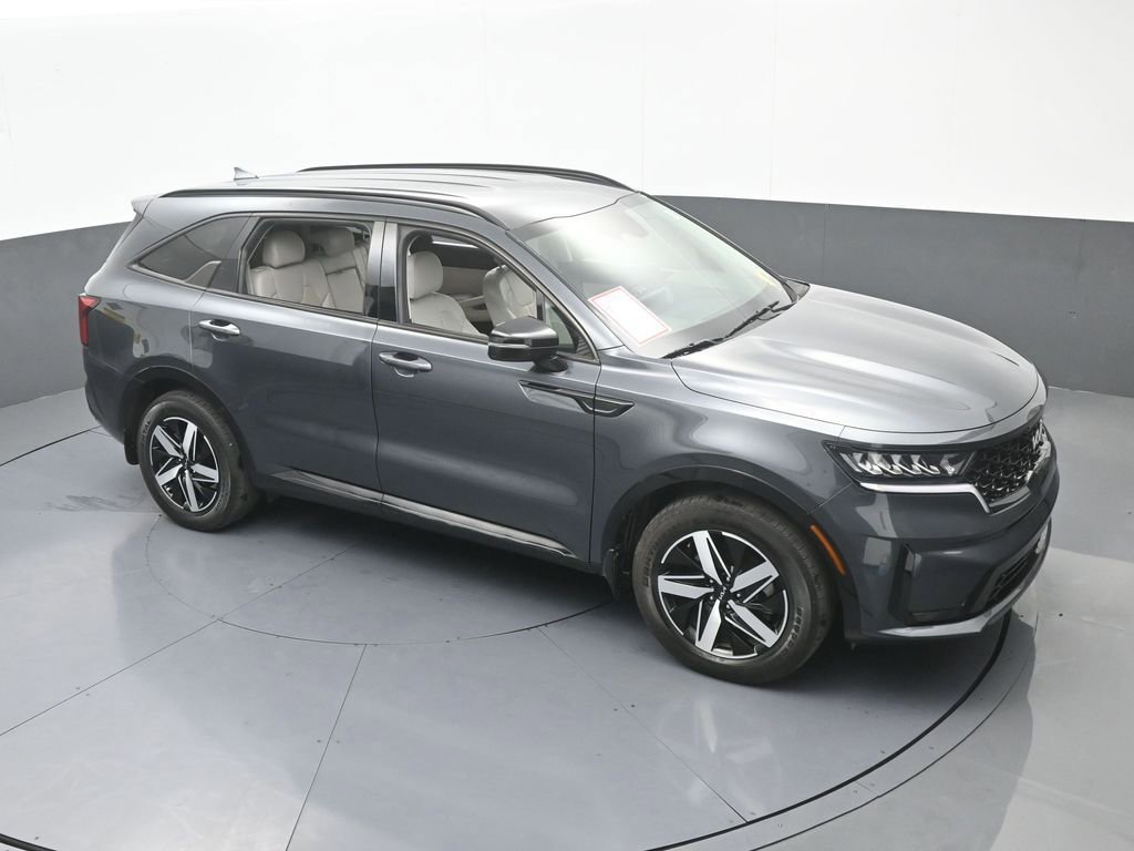 Used 2023 Kia Sorento S image 57