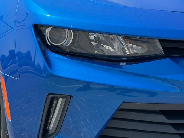 Used 2018 Chevrolet Camaro LT RWD image 16