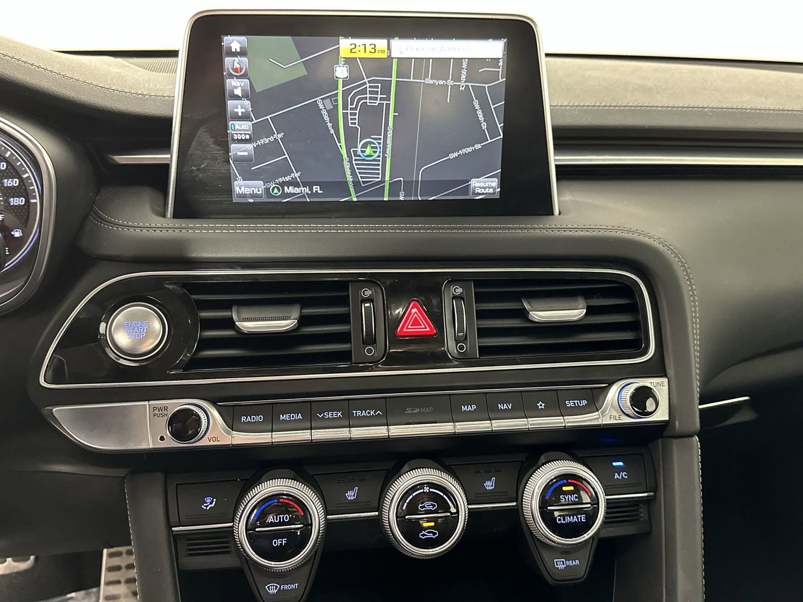 Used 2020 Genesis G70 3.3T AWD/4WD image 21