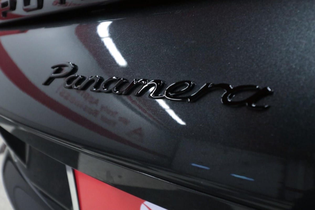 Used 2018 Porsche Panamera Turbo Sport Turismo AWD/4WD image 34