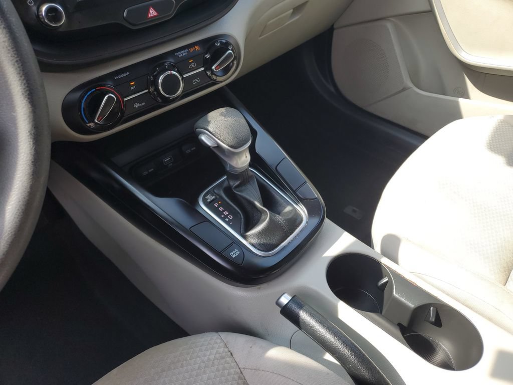 Used 2020 Kia Soul LX FWD image 19