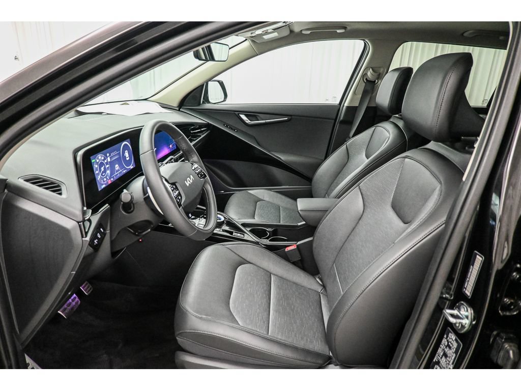 Certified 2025 Kia Niro Wave w/ Wave Preserve Package FWD image 21