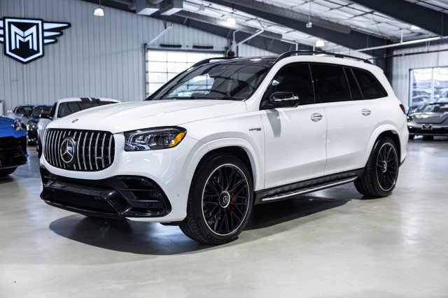 Used 2025 Mercedes-Benz GLS 63 AMG 4MATIC image 2