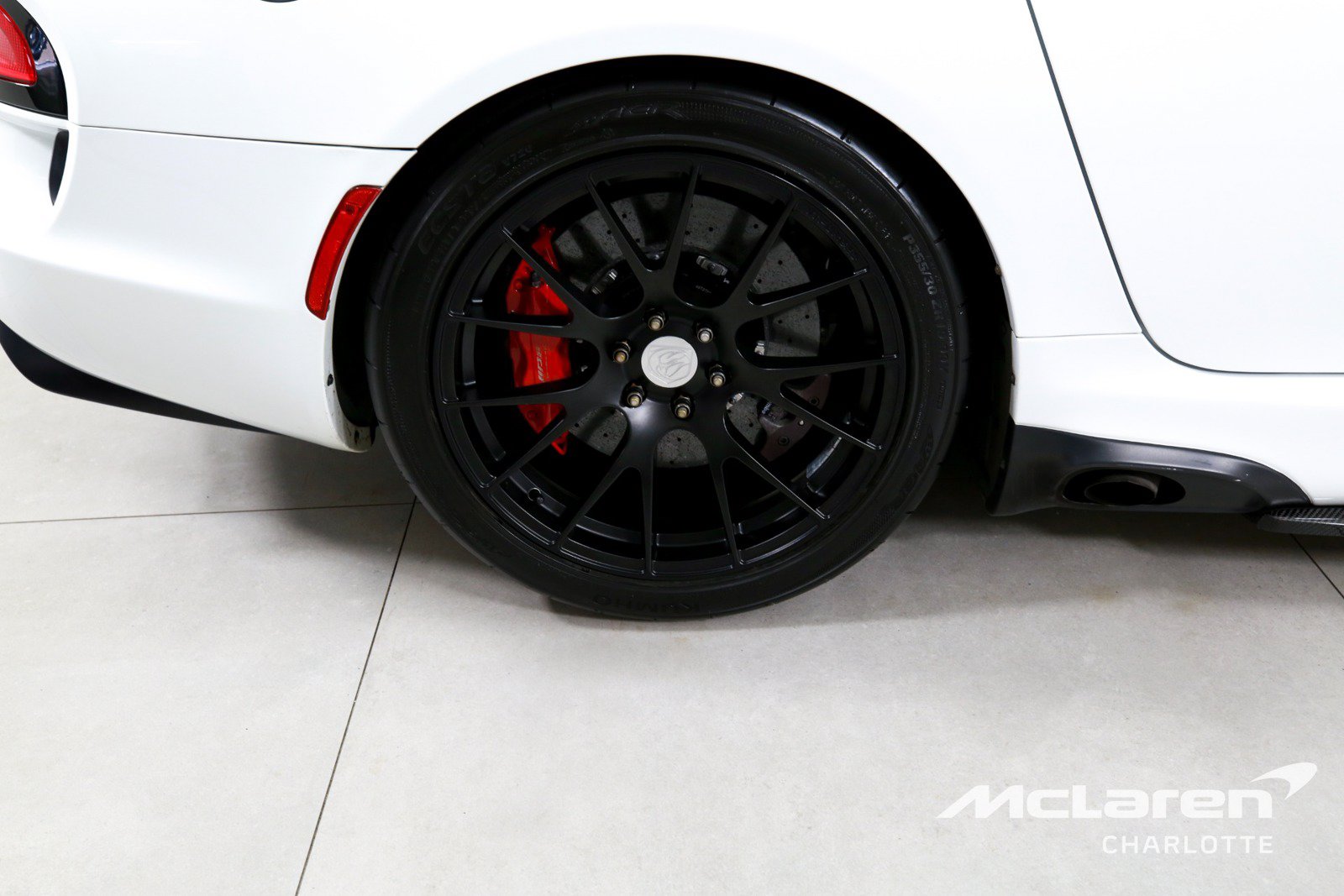 Used 2017 Dodge Viper ACR w/ Extreme Aero Package RWD image 25