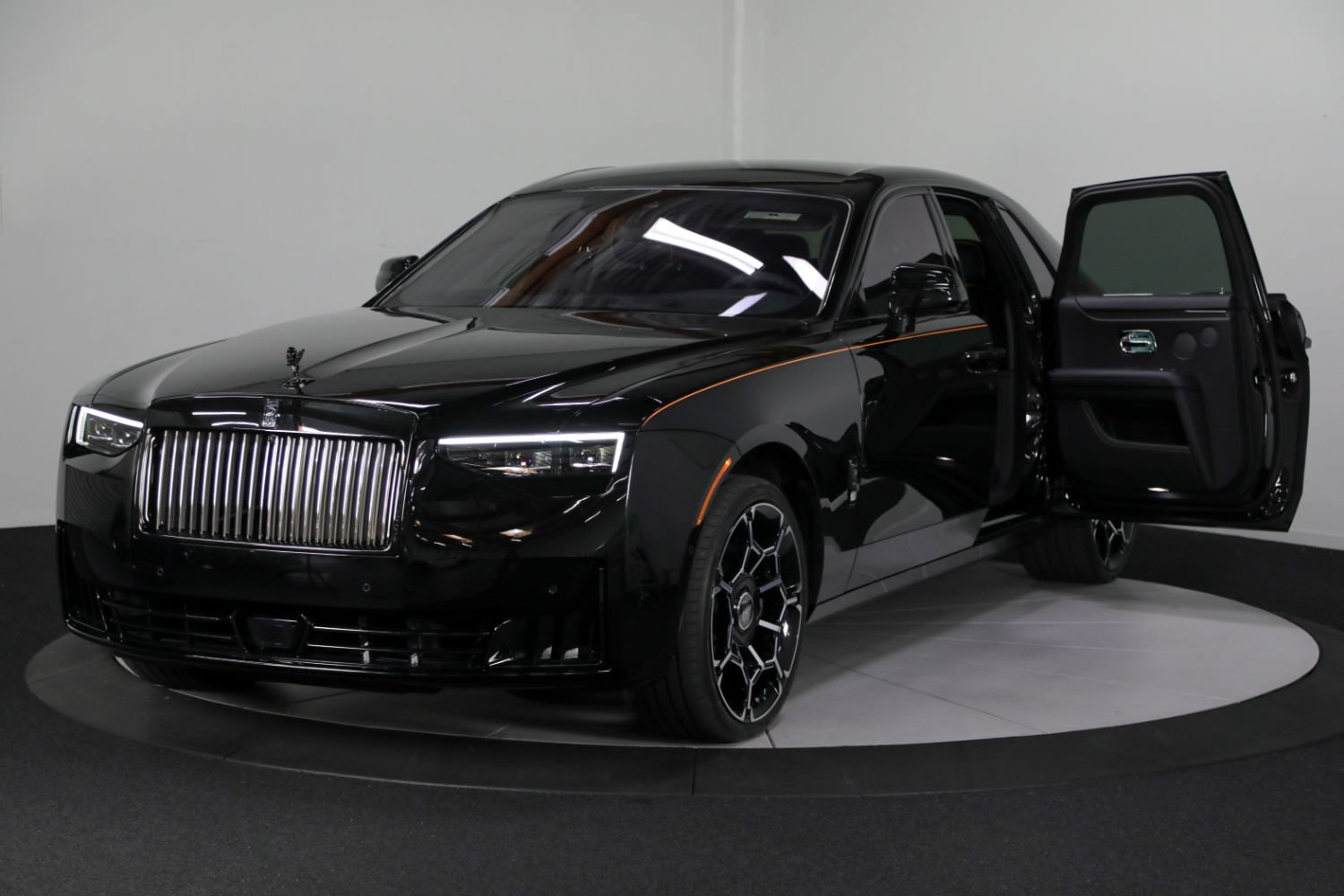 Used 2026 Rolls-Royce Ghost Black Badge AWD/4WD image 10