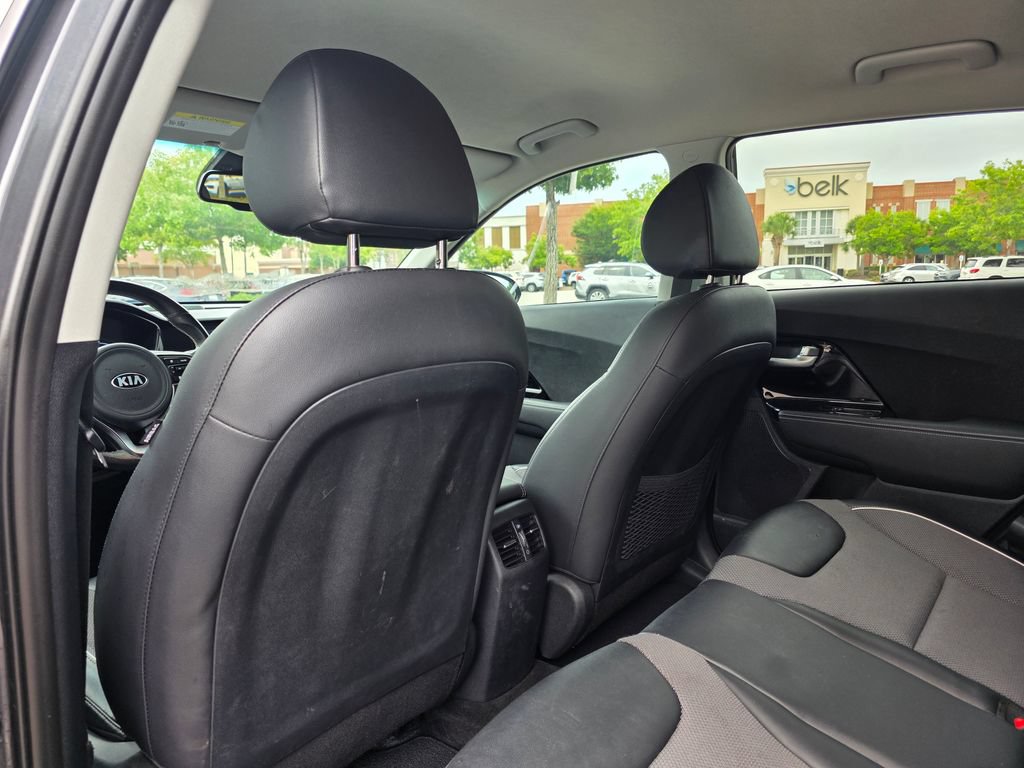Used 2020 Kia Niro EX FWD image 27
