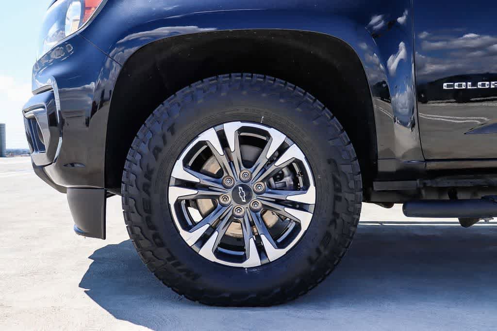 Used 2021 Chevrolet Colorado Z71 w/ Safety Package RWD image 11