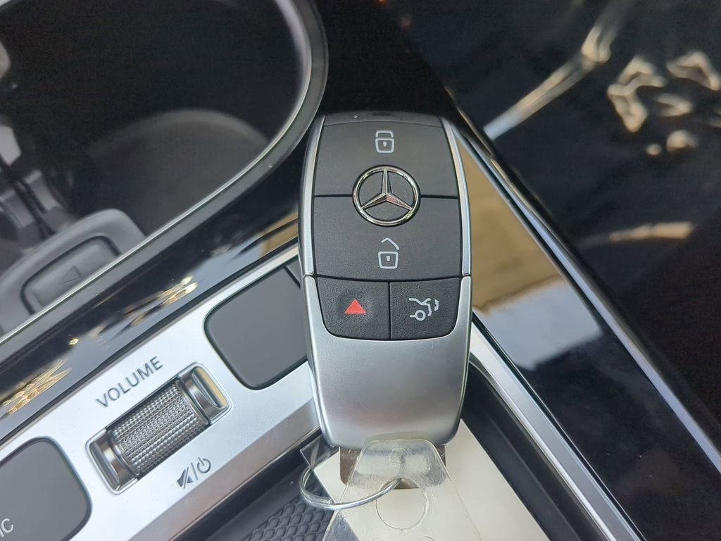 New 2025 Mercedes-Benz CLA 250 4MATIC image 16