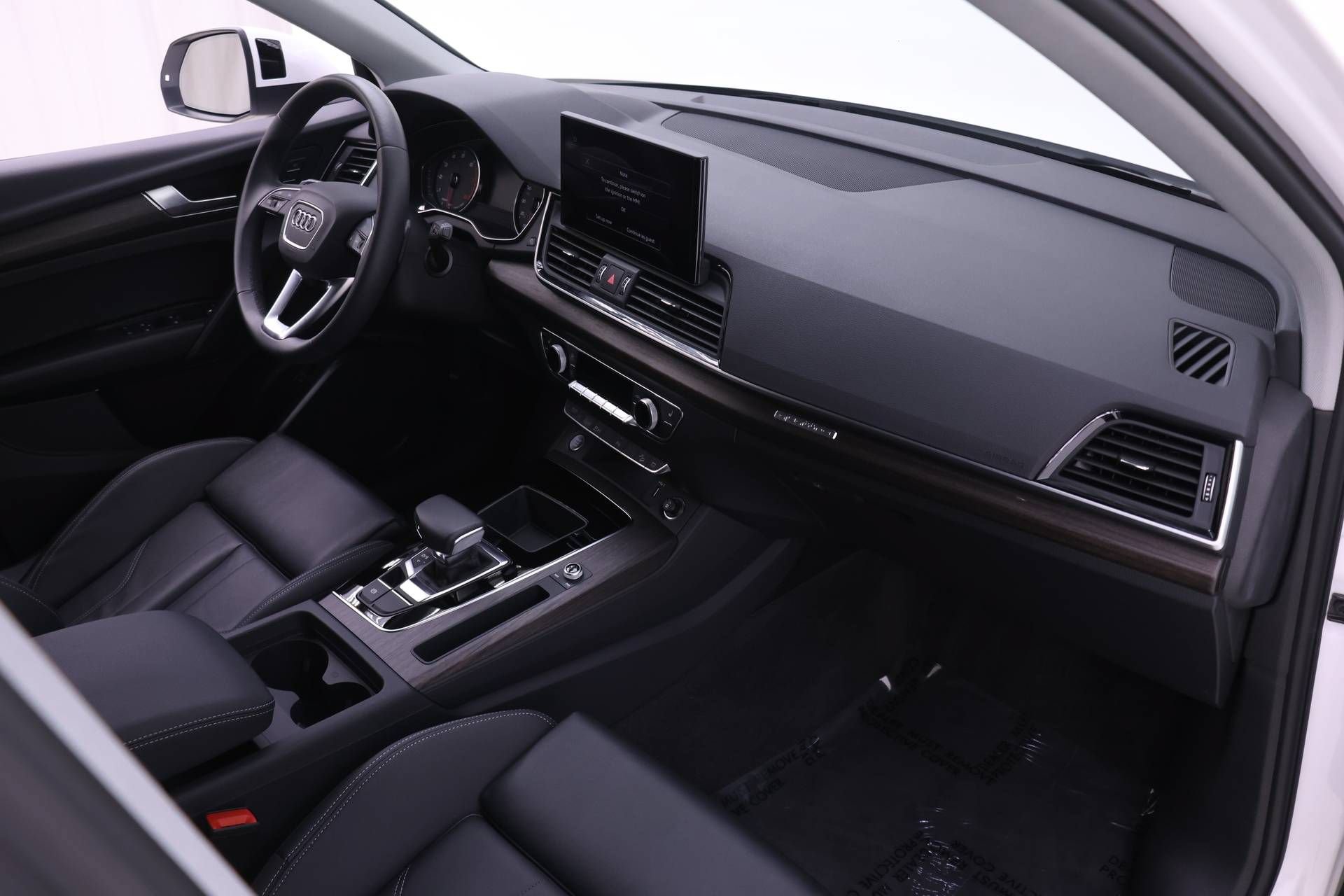 Certified 2024 Audi Q5 2.0T Premium w/ Convenience Package AWD/4WD image 23