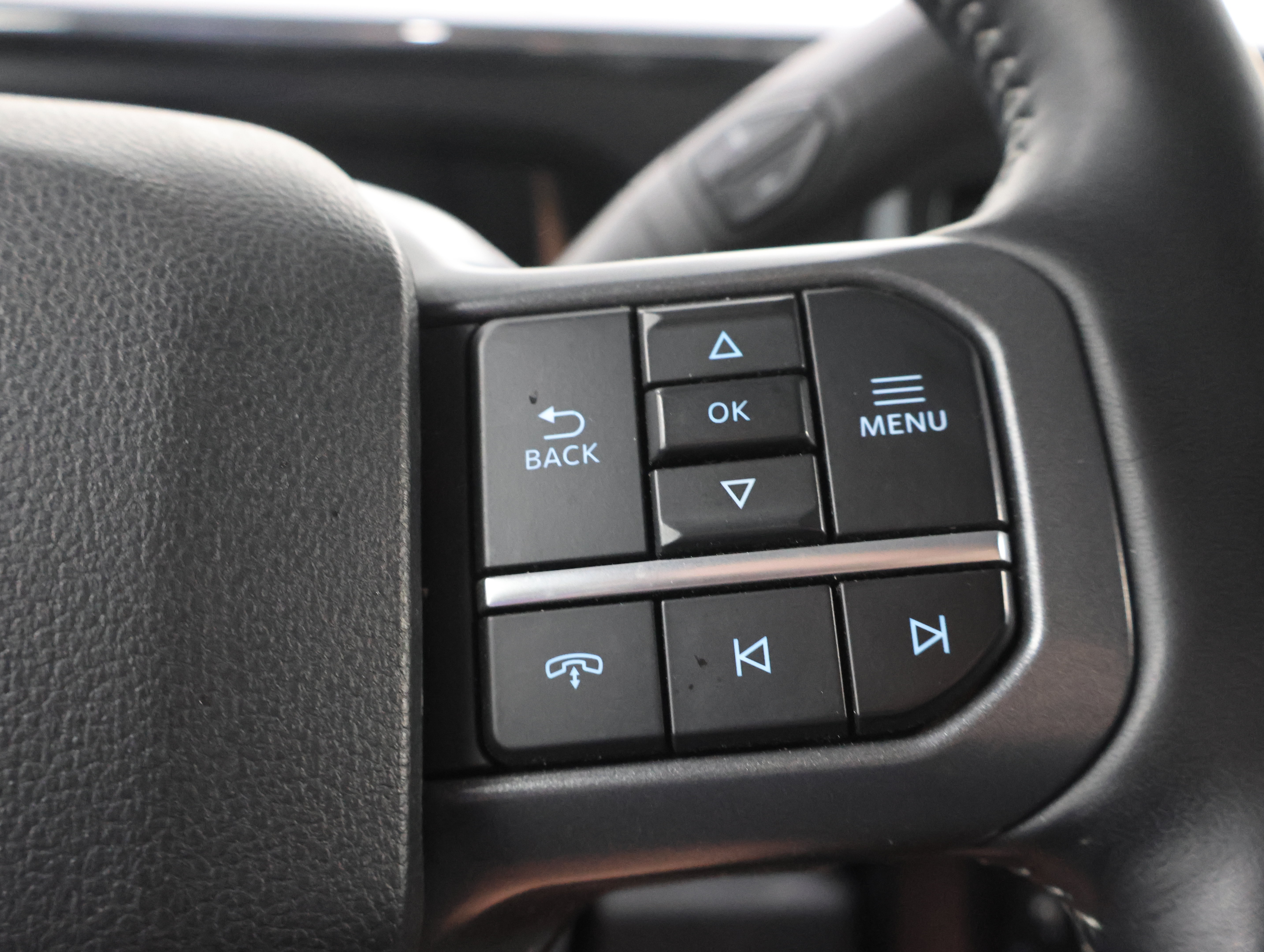 Used 2023 Ford F350 Lariat w/ Lariat Ultimate Package AWD/4WD image 12