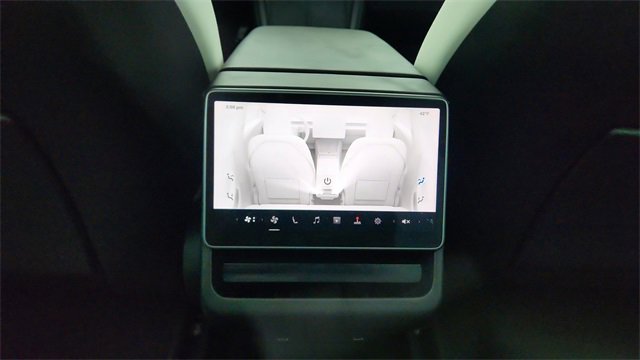 Used 2025 Tesla Model 3 Long Range image 37