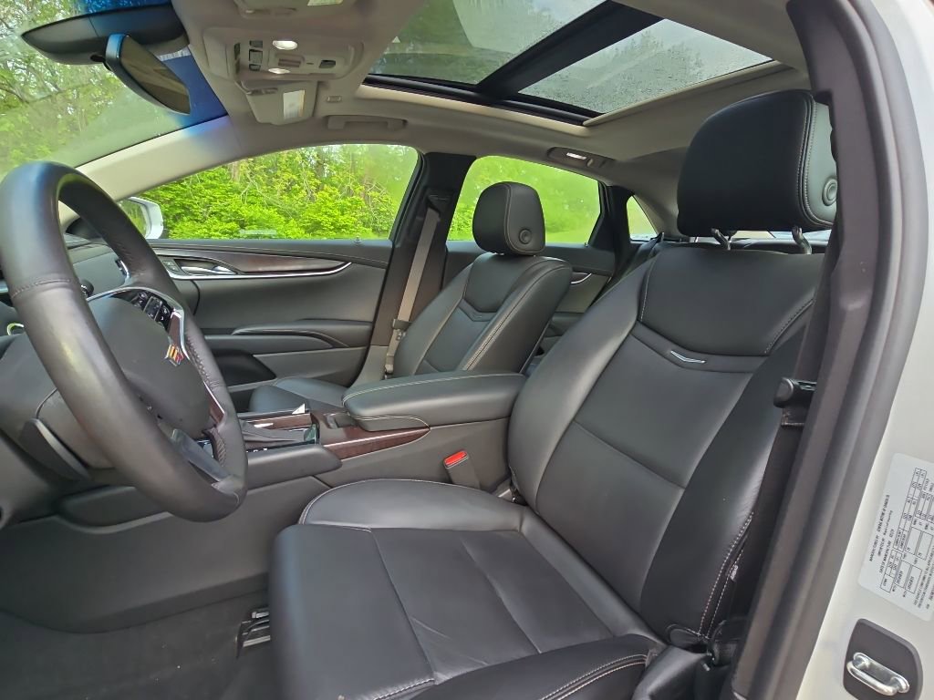 Used 2019 Cadillac XTS Luxury AWD/4WD image 16
