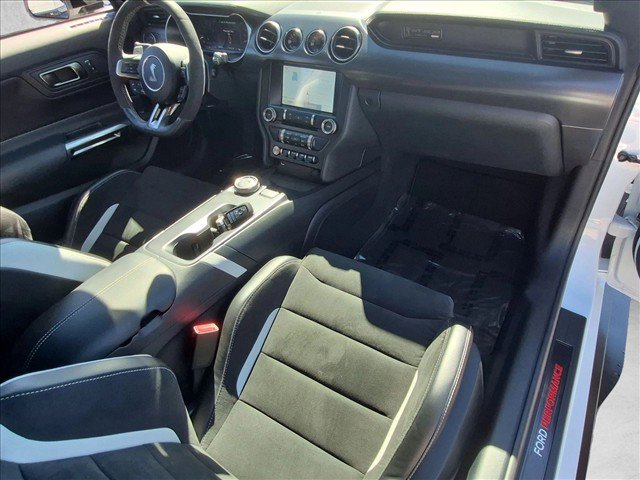 Certified 2022 Ford Mustang Shelby GT500 w/ Technology Package RWD image 18