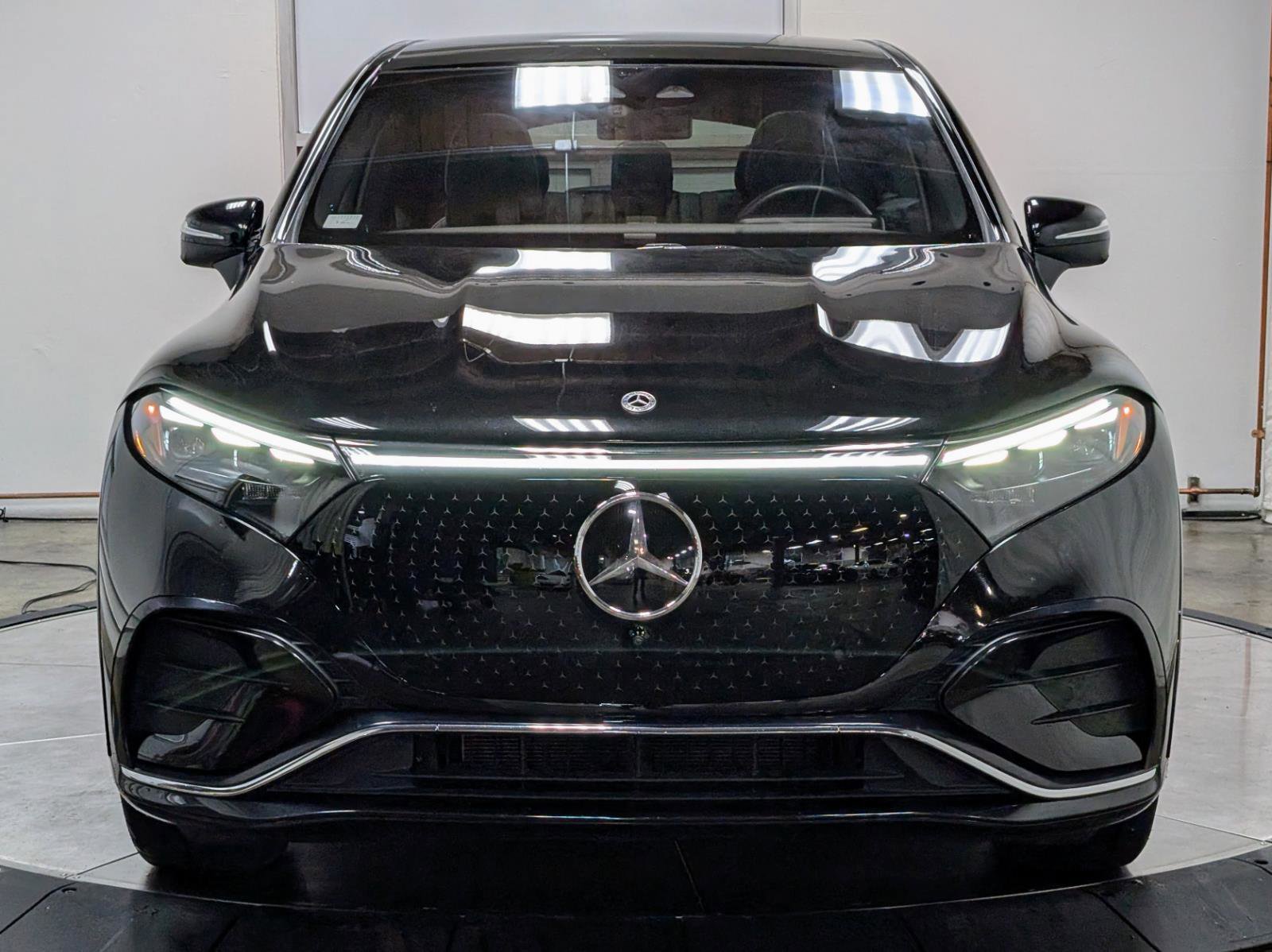 Used 2023 Mercedes-Benz EQS 450+ 4MATIC SUV image 3