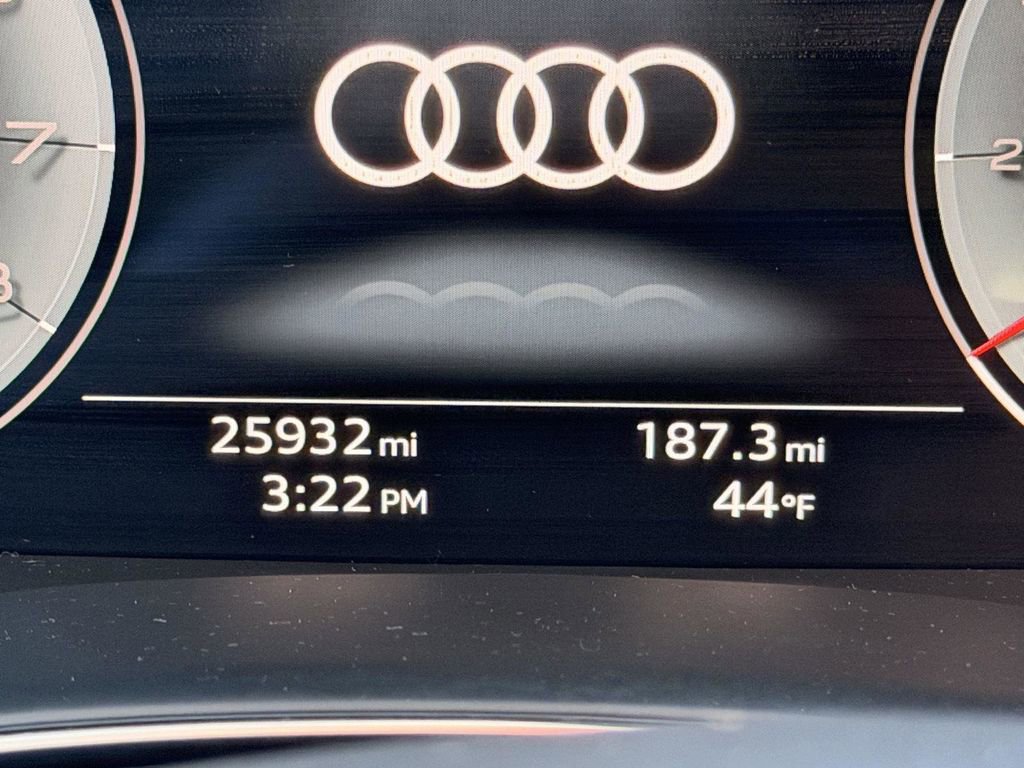 Used 2023 Audi Q7 2.0T Premium Plus w/ Premium Plus Package AWD/4WD image 22