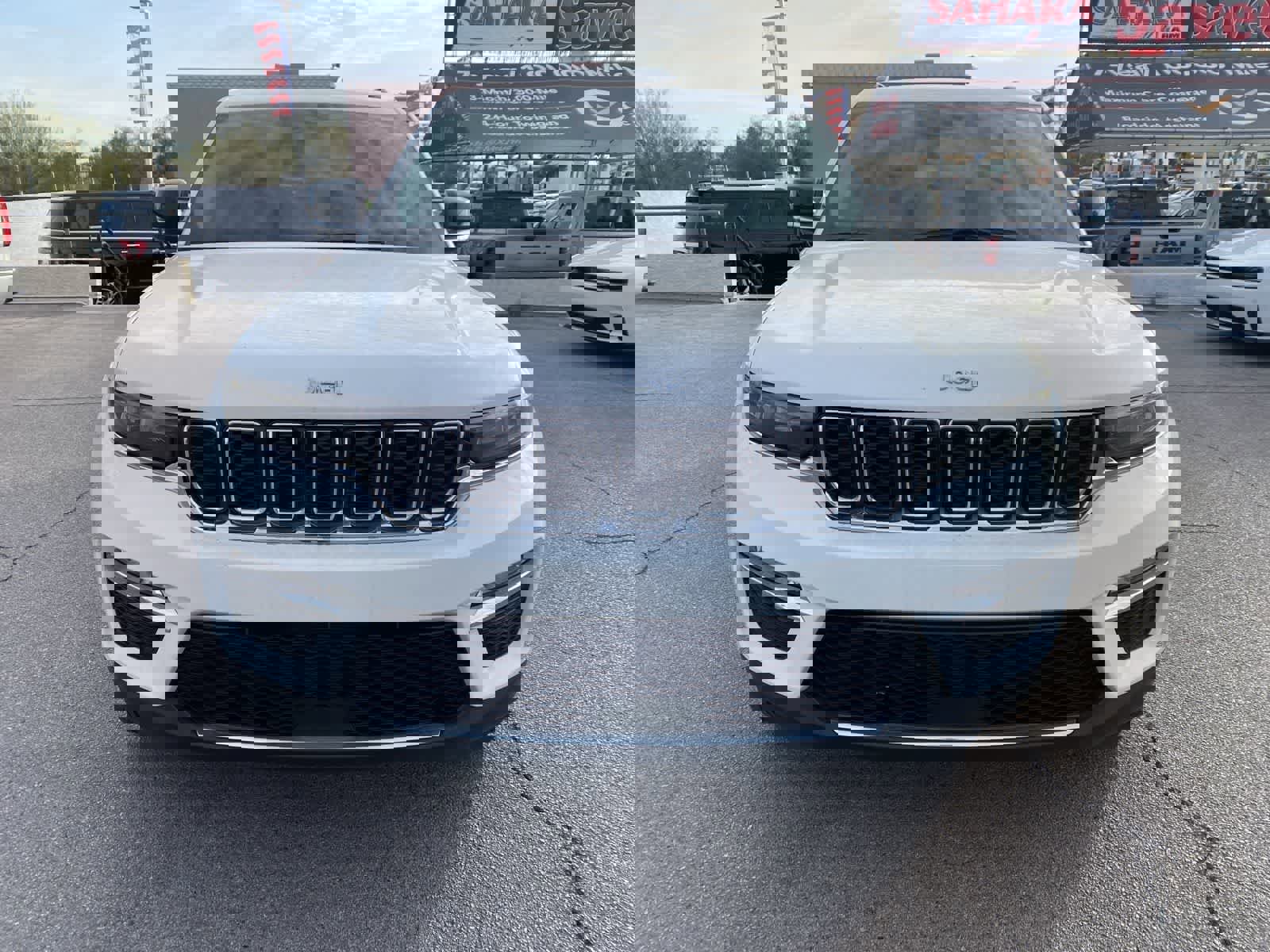 Used 2023 Jeep Grand Cherokee Limited image 2