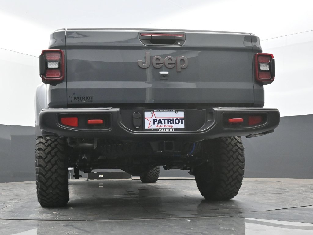 New 2026 Jeep Gladiator Rubicon w/ Steel Bumper Group AWD/4WD image 38