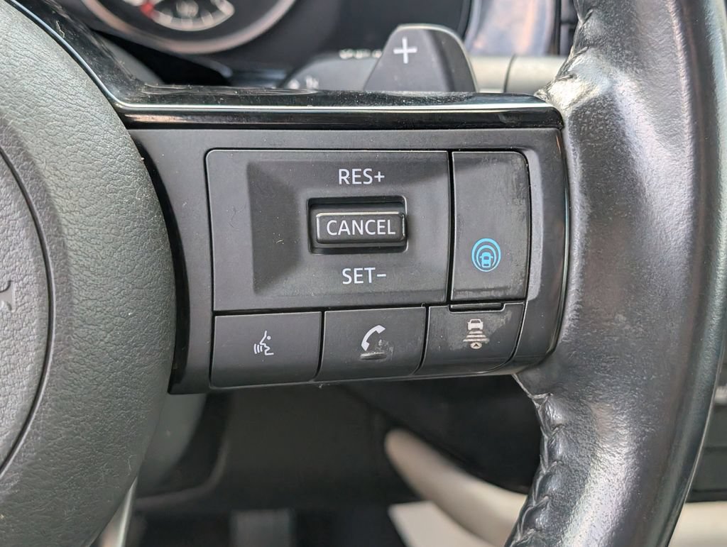 Used 2022 Nissan Pathfinder SV FWD image 20