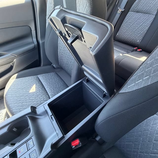 New 2026 Nissan Sentra SV w/ Floor Mat Package FWD image 28