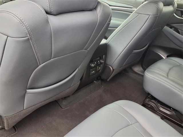 Used 2024 Buick Enclave Premium image 81