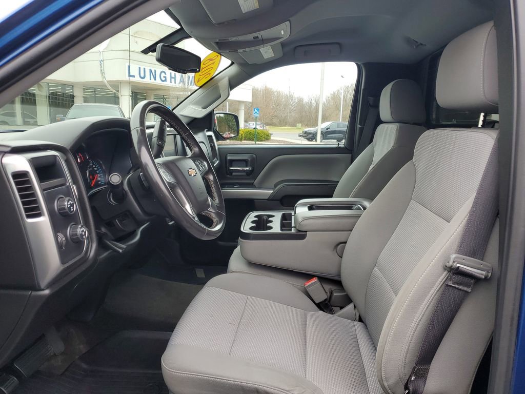 Used 2018 Chevrolet Silverado 1500 LT w/ LT Convenience Package image 8