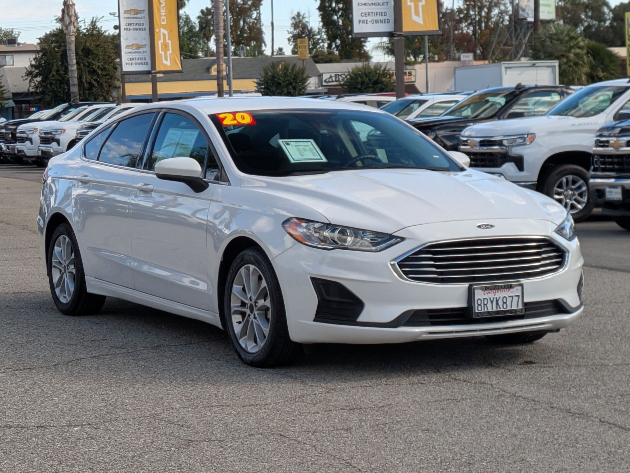 Used 2020 Ford Fusion SE image 3