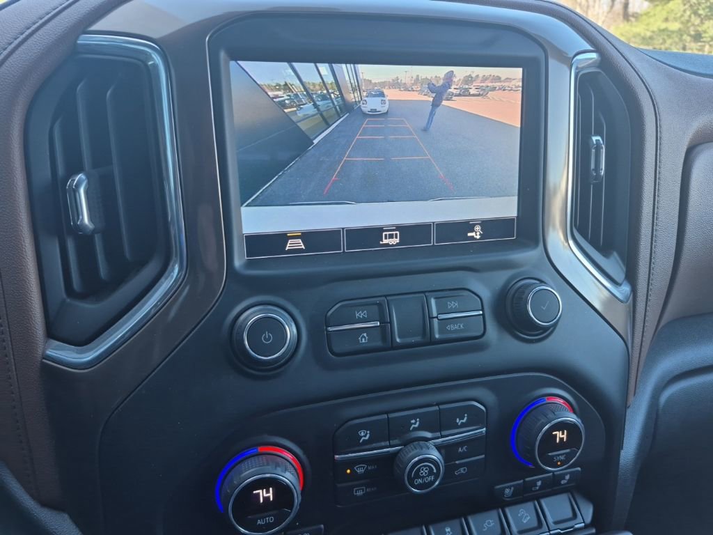 Used 2021 Chevrolet Silverado 1500 High Country w/ Z71 Off-Road Package image 28