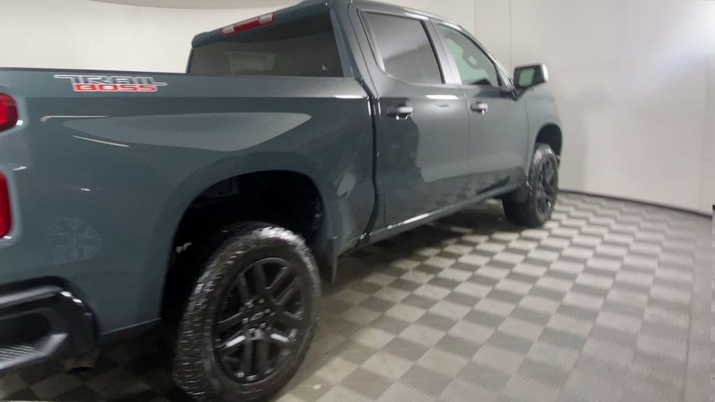 New 2026 Chevrolet Silverado 1500 Custom Trail Boss w/ LPO, Dark Essentials Package image 10